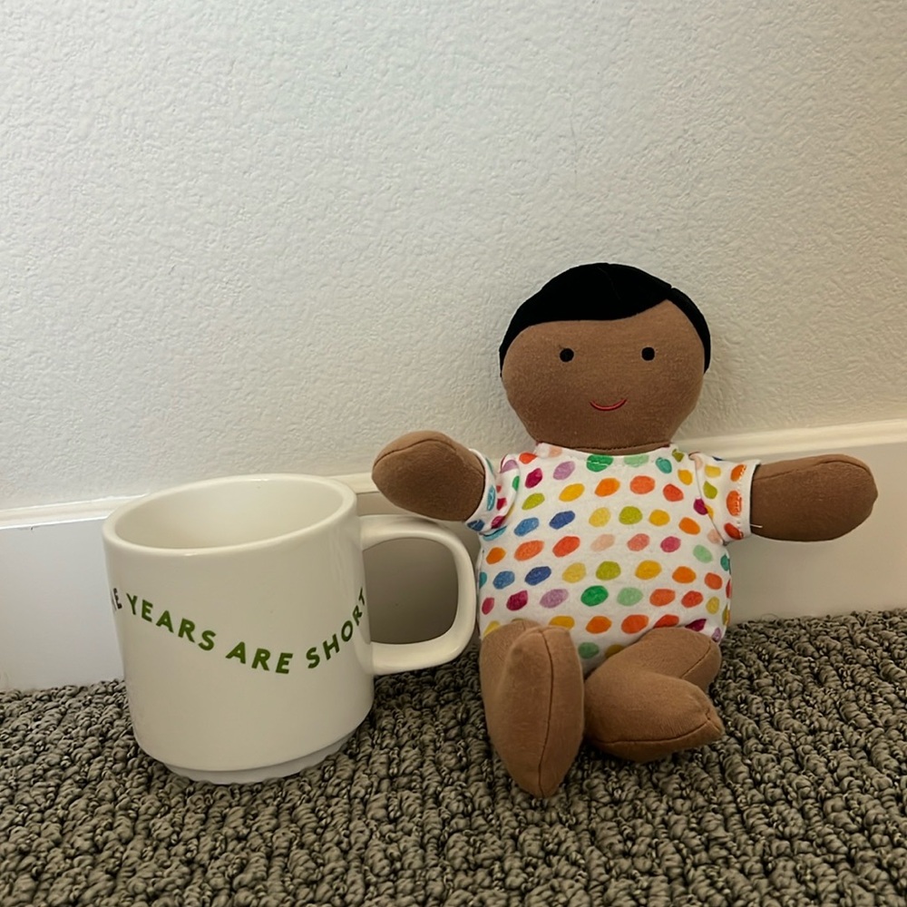 Lovevery Mug and doll (tan)